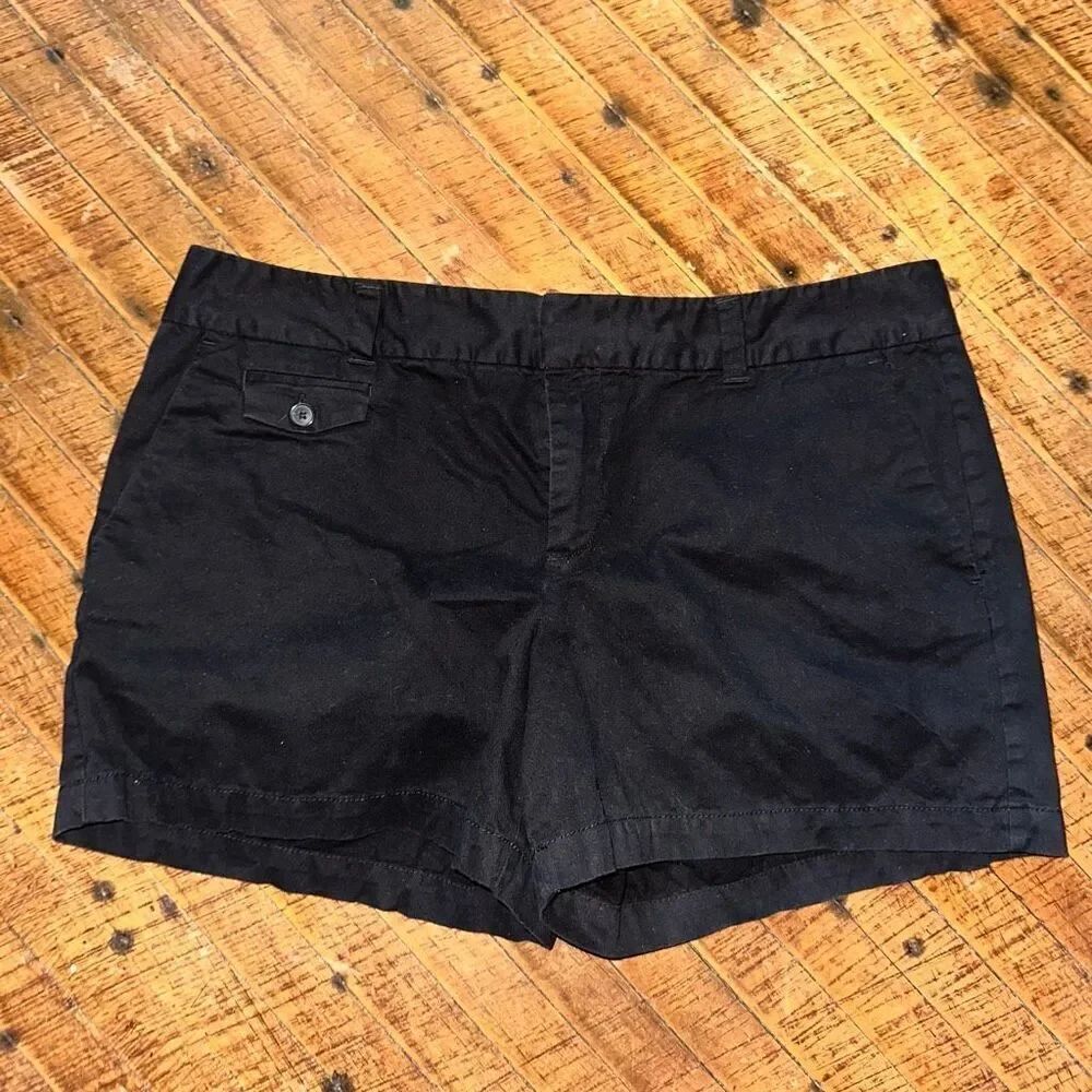 Loft black minimalist classic preppy chino 12 shorts